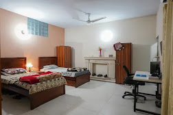 Professional Lahore Hostels image 4